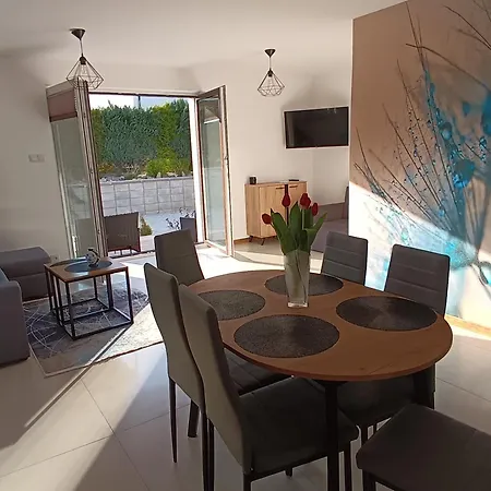 Apartament Wczasy Turkusowy *